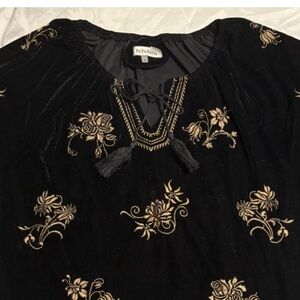 Velvet Black and Gold Embroidered Women's Elegant Top Large.